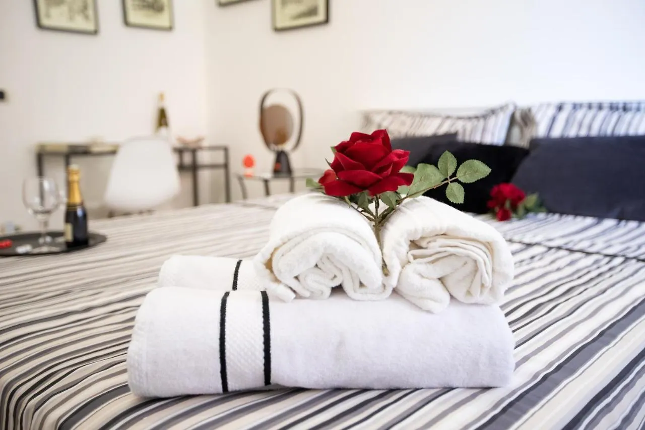 La Casa Di Nana' Locazione Turistica Apartment Palermo Italy
